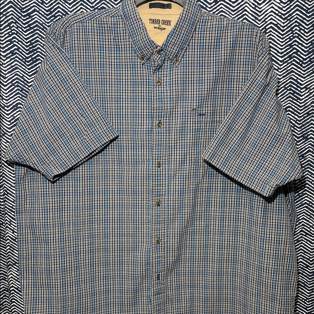 Timber Creek Wrangler Men's Blue Checkered Button Down Shirt